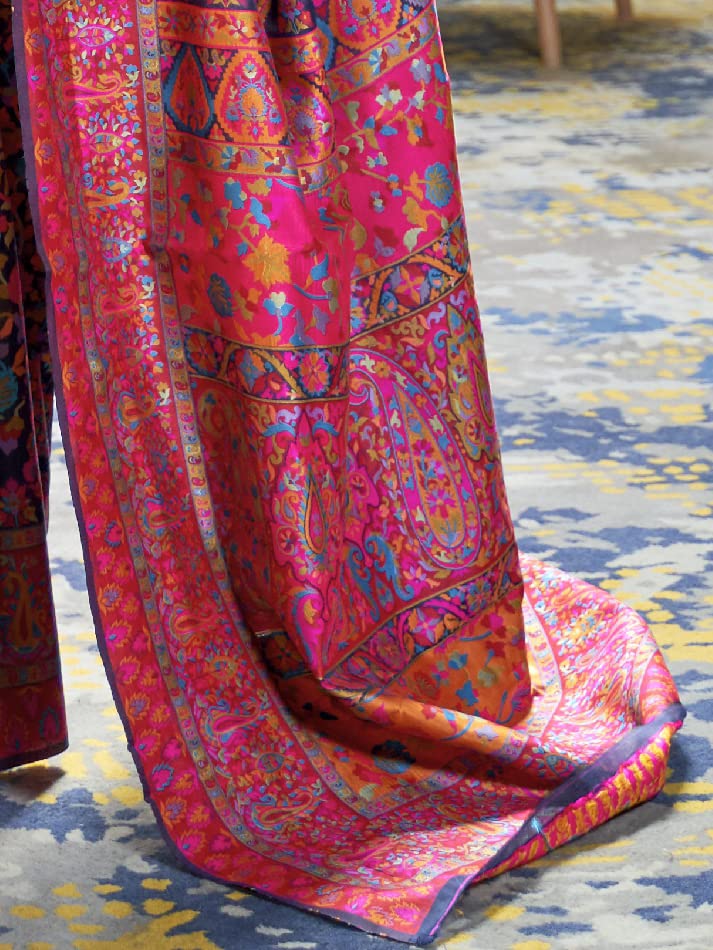 AKHILAM Women's Banarasi Cotton Blend Saree With Blouse Piece