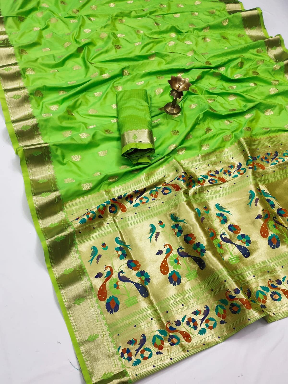 Pandadi Saree Women's Paithani Silk Saree With Blouse Piece