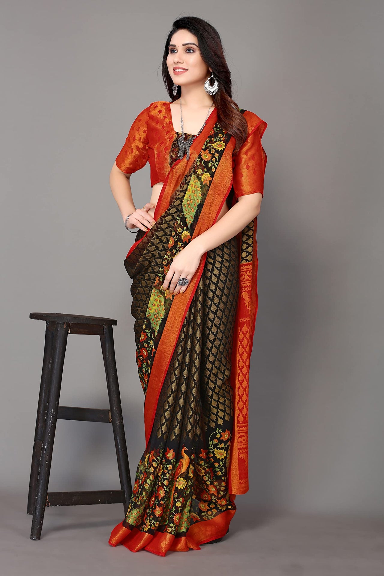 Winza Designer Women's Chiffon Brasso Floral Printed Saree with Blouse Piece