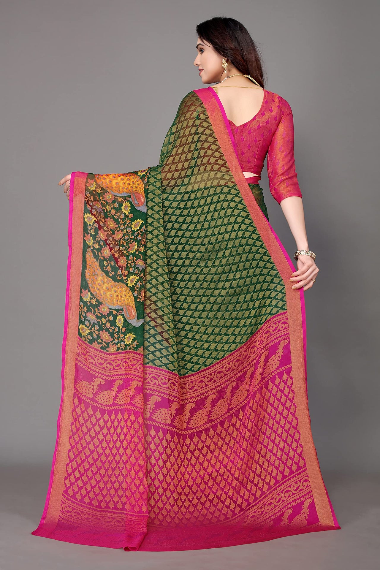 Winza Designer Women's Chiffon Brasso Floral Printed Saree with Blouse Piece
