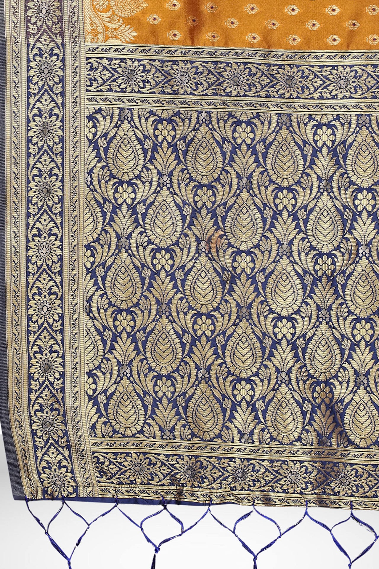 AKHILAM Women's Banarasi silk woven Design Saree with Unstitched Blouse Piece(GNG220_QL_Parent)