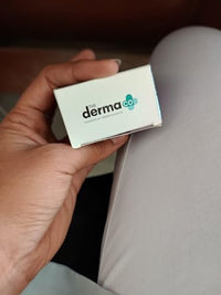 The Derma Co 10% Niacinamide Face Serum with 2% Zinc | Fades Acne Marks | Fights Acne | Controls Oil Production | Reduces Dark Spots | 10 ml