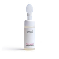 Lakmé Perfect Radiance 100% Soap-Free Mild Facial Foam To Wash Away Oil, Impurities, Dirt And Pollution, 150Ml