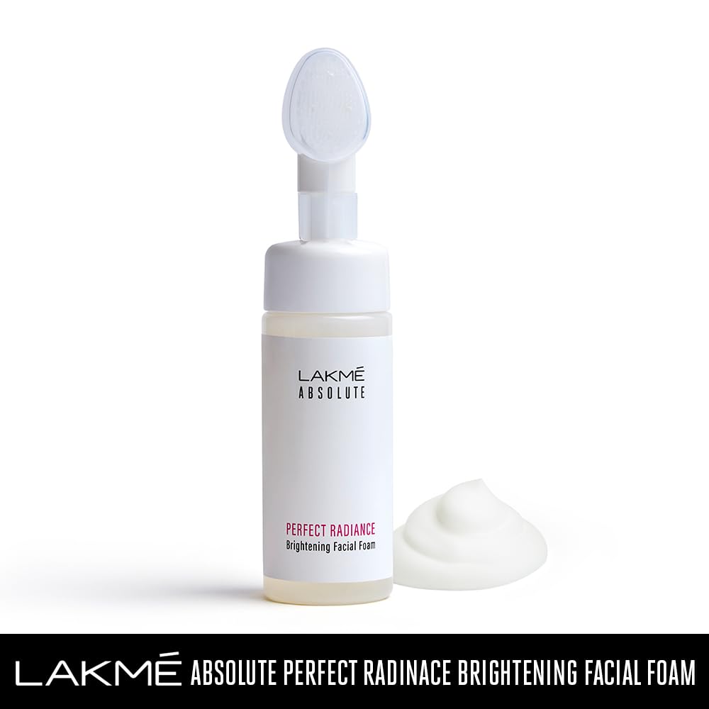 Lakmé Perfect Radiance 100% Soap-Free Mild Facial Foam To Wash Away Oil, Impurities, Dirt And Pollution, 150Ml