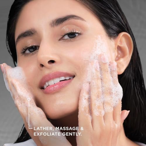 POND's Bright Miracle Detox Facewash | 10X Power Of Activated Charcoal| For Deep Cleaned Skin | Reveals Glow, Pollution Clear Face Wash, 100Gm