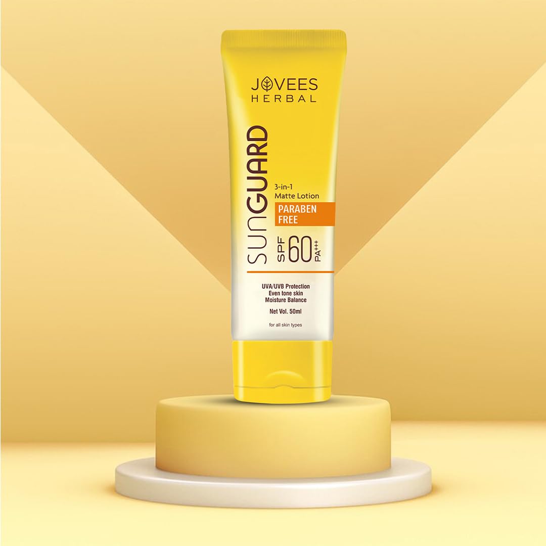 Jovees Herbal Papaya Face wash (50ml) + Shea butter Moisturiser (50g) + Sun Guard lotion SPF 60 PA+++ (50ml) + Bio-Retinol Revita Ageing Serum (30ml) Set Of 4