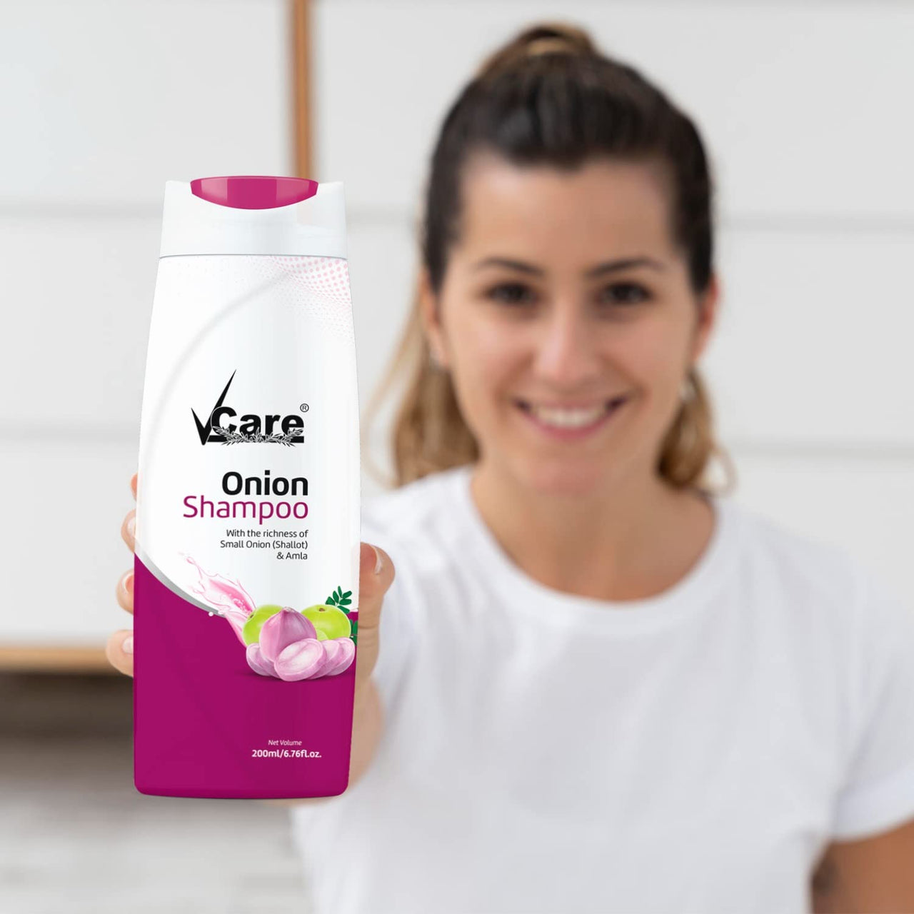 VCare Small Onion Shampoo for Hair Growth 200ml and Hair Fall Control - With Shallot Onion and Amla Suitable for Both Men & Women (Pack Of 4)