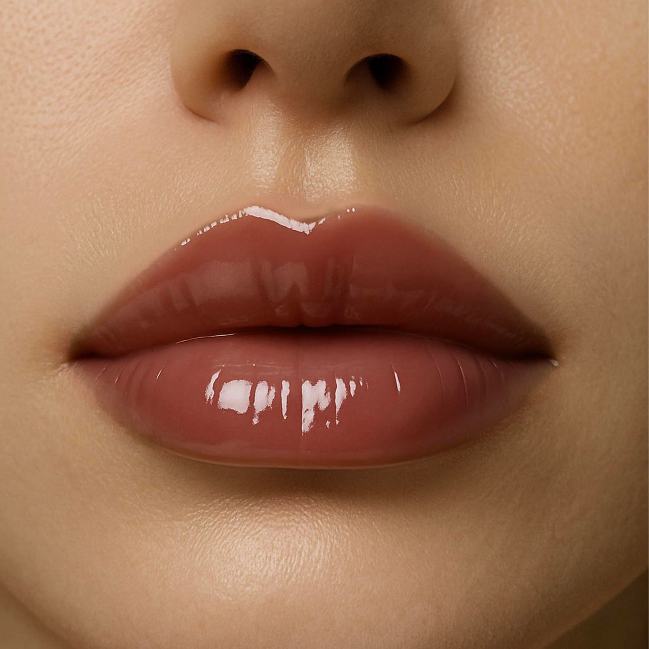 Mila Beauté Gloss Girl Lip Gloss | Enriched With Mango Seed Butter & Hyaluronic Acid | Light Weight & Non-Sticky Formula | Gives Fuller-Lip Effect & Extra Hydration | High Shine Finish-(Not Today, 2.8 ml)