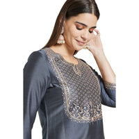 Kashish Women's  Viscose Embroidered Round Neck Straight Fit Kurta