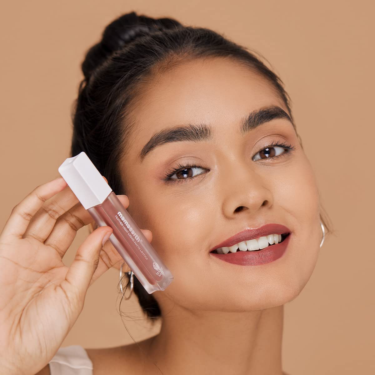 Mamaearth Feather Light Liquid Matte Lipstick with Coconut & Vitamin E for 16-Hour Long Stay (Weightless & Non-Drying) - 01 Nude Perfect - 3.5 ml