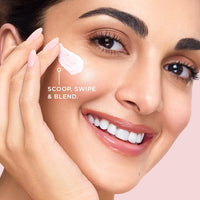 Pond's Bright Beauty Anti-Spot Serum Cream with Niacinamide and SPF 15 PA++, Fades Dark Spots and Reveals Bright Skin, 50g