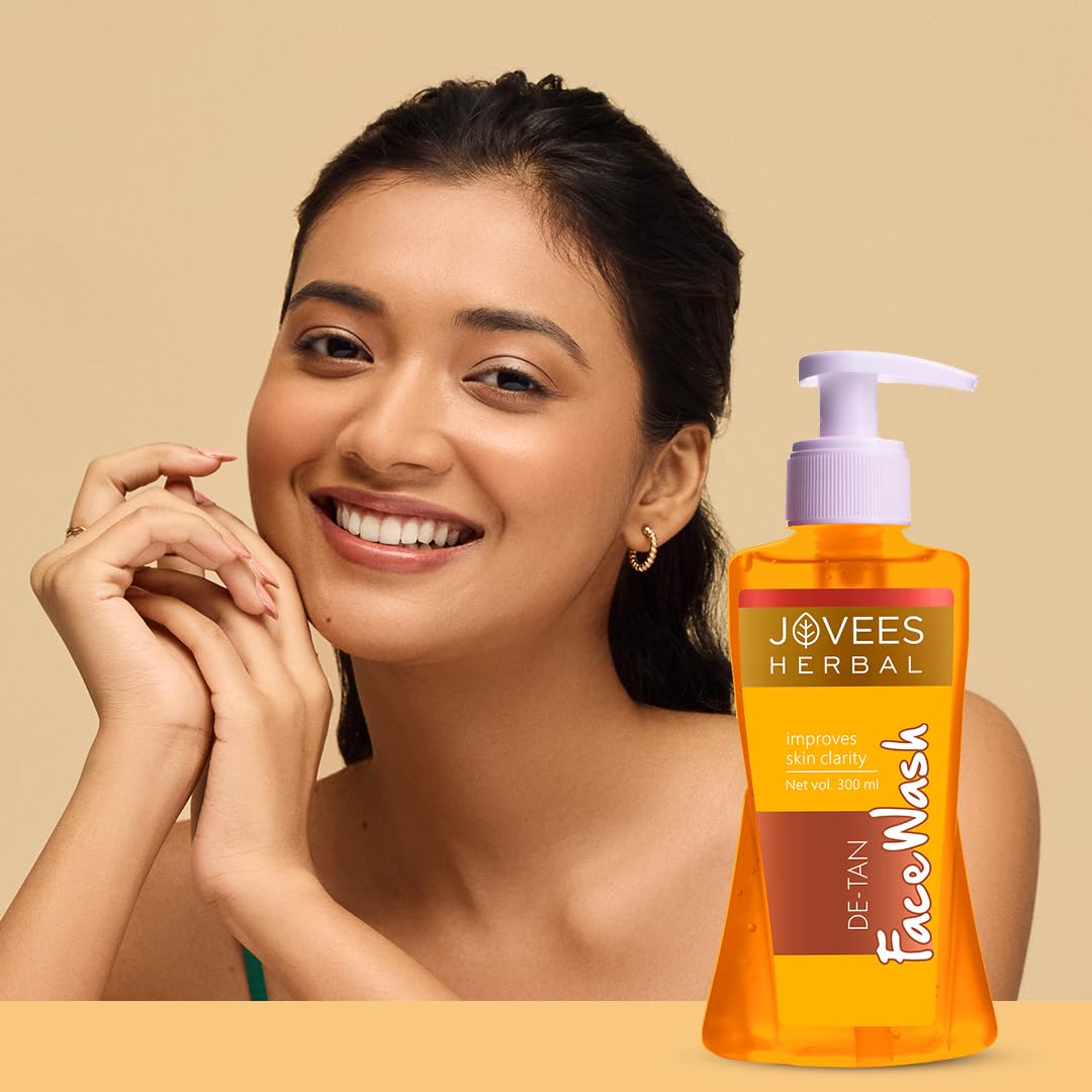 Jovees Herbal Detan Facewash For Glowing and Clear Skin With Liquorice & bearberry Ext. | Gentle Cleanser For Brighten, Even Tone and Hydrates Skin | Suitable for All Skin Types - 300ml