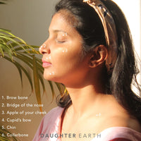 DAUGHTER EARTH Hit The Lights Illuminator | Vegan Vitamin E Natural Blush For Women | Highlighter Balm For Glowing & Radiant Skin | Lightweight With Subtle Look | Glow From Within | Dab & Blend