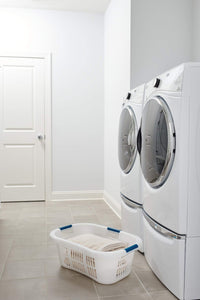 Rubbermaid Large Hip-Hugger Laundry Basket/Hamper, 1.5-Bushel, White, Stackable Storage Bin/Organizer for Bathroom/Bedroom/Dorm/Home 1.5 Bushel Large Hip Hug Basket