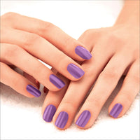 LAKMÉ 9 To 5 Primer + Gloss Glossy Finish Nail Colour, Teal Deal, 6 Ml And Lakme 9 To 5 Primer + Gloss Nail Colour, Lilac Link, 6 Ml