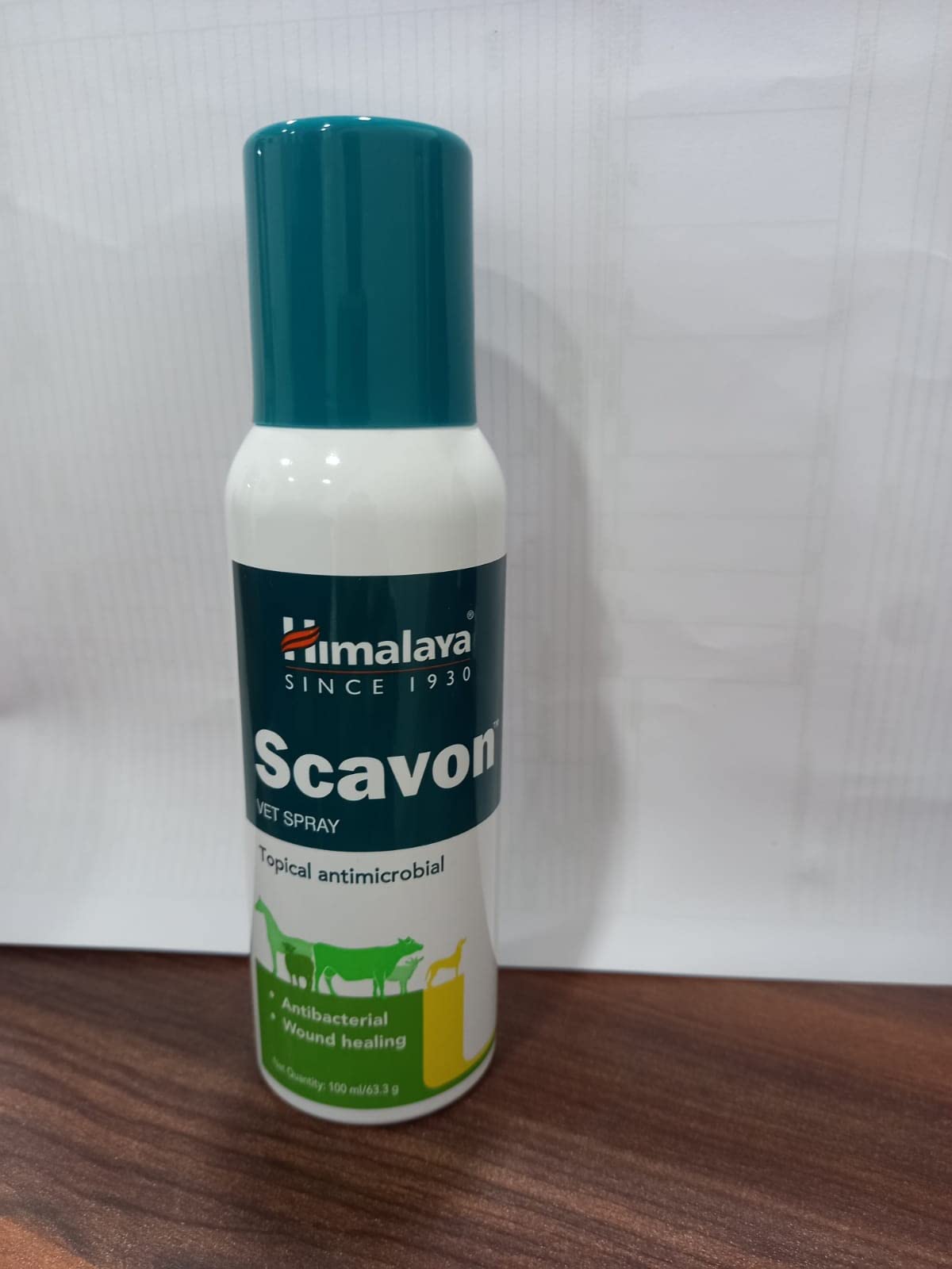 Himalaya Erina-EP Tick and Flea Control Shampoo, 200 ml & Scavon Spray, 100 ml