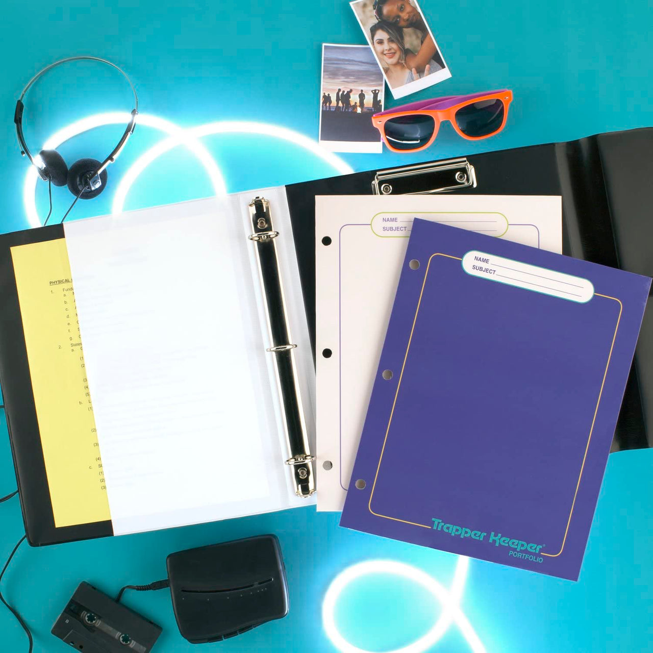 Trapper Keeper Binder, Retro Design, 1 Inch Binder Includes 2 Folders and Extra Pocket, Metal Rings and Spring Clip, Secure Storage, Paint Splatter, Mead School Supplies (260038FO-ECM)