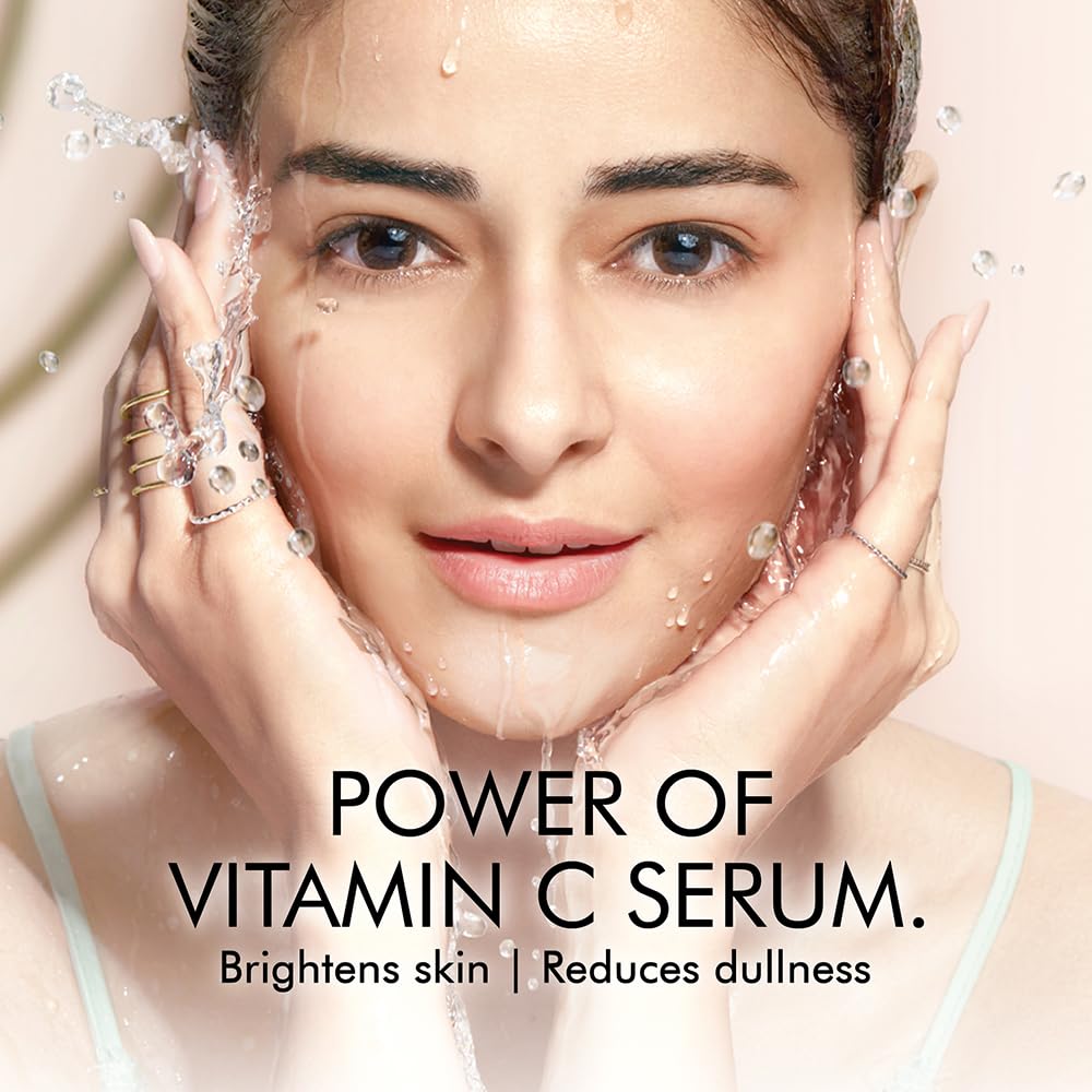 Lakmé Blush & Glow Exfoliating Face Wash with Vitamin C Serum, Hydrating and Gentle Facewash with Strawberry Fruit Extracts, 150gm