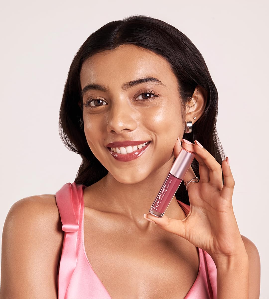 House Of Makeup Non-sticky gloss | High-shine lip gloss for pigmented lips | Lip gloss with hyaluronic acid | Zero stickiness (Berry Discreet)
