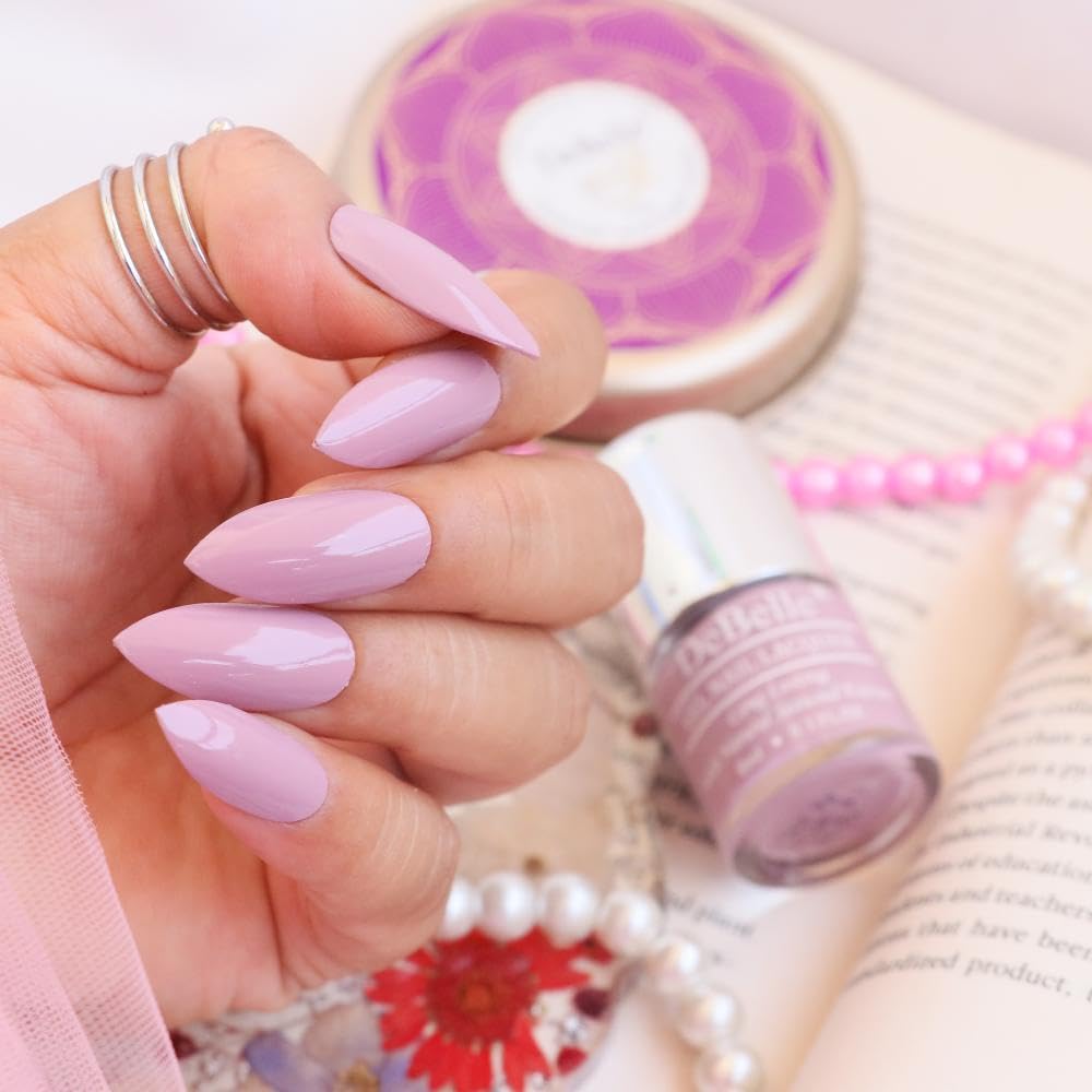 Debelle Gel Nail Polish Mary Magnolia (Pastel Lavender Nail Paint)|Non Uv - Gel Glossy Finish |Chip Resistant | Seaweed Enriched Formula| Long Lasting|Cruelty And Toxic Free| 8Ml