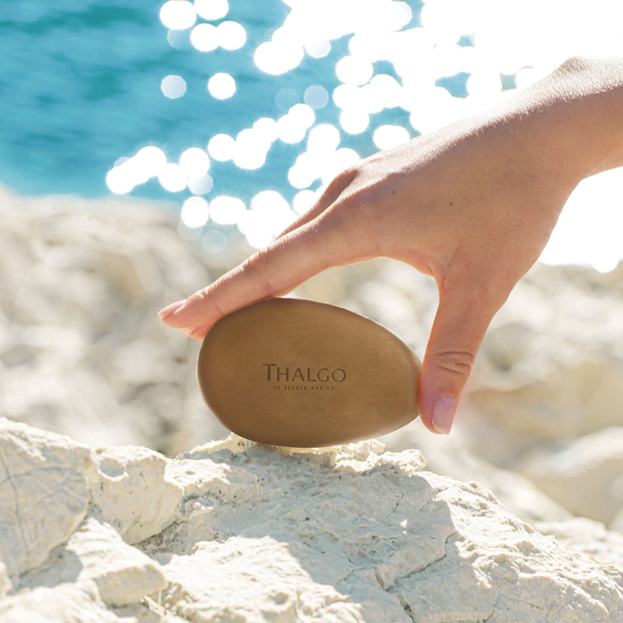 Thalgo Marine Algae Solid Cleanser - Revitalising Face Cleanser for Detoxifying & Smoothing Skin Texture - 100g