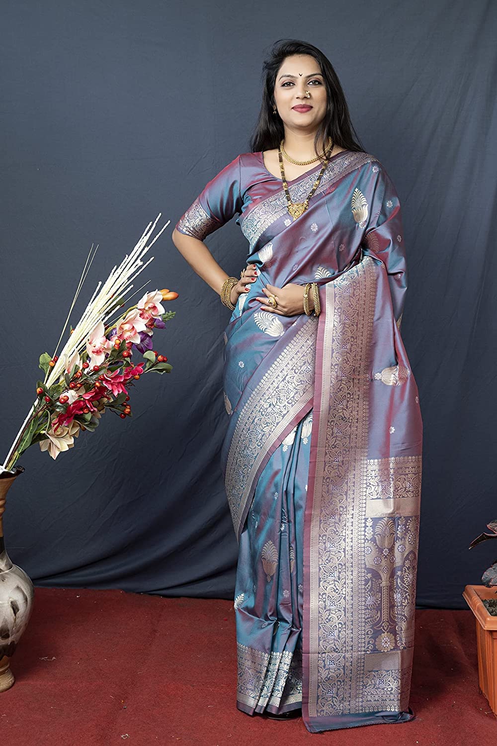 SGF11- Women's  Kanjivaram Pure Soft Silk Handloom Saree Pure Golden Zari With Blouse Piece