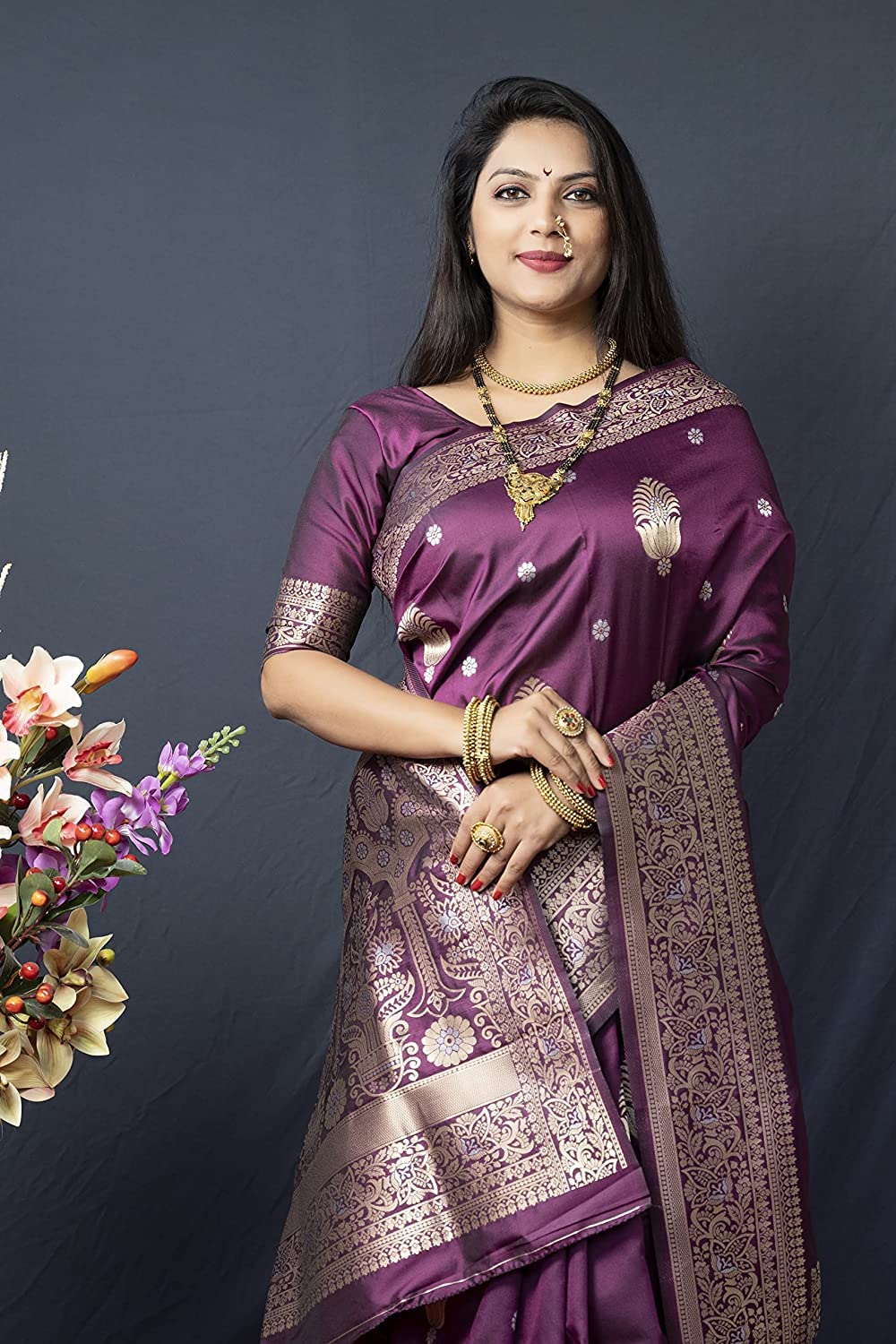SGF11- Women's  Kanjivaram Pure Soft Silk Handloom Saree Pure Golden Zari With Blouse Piece
