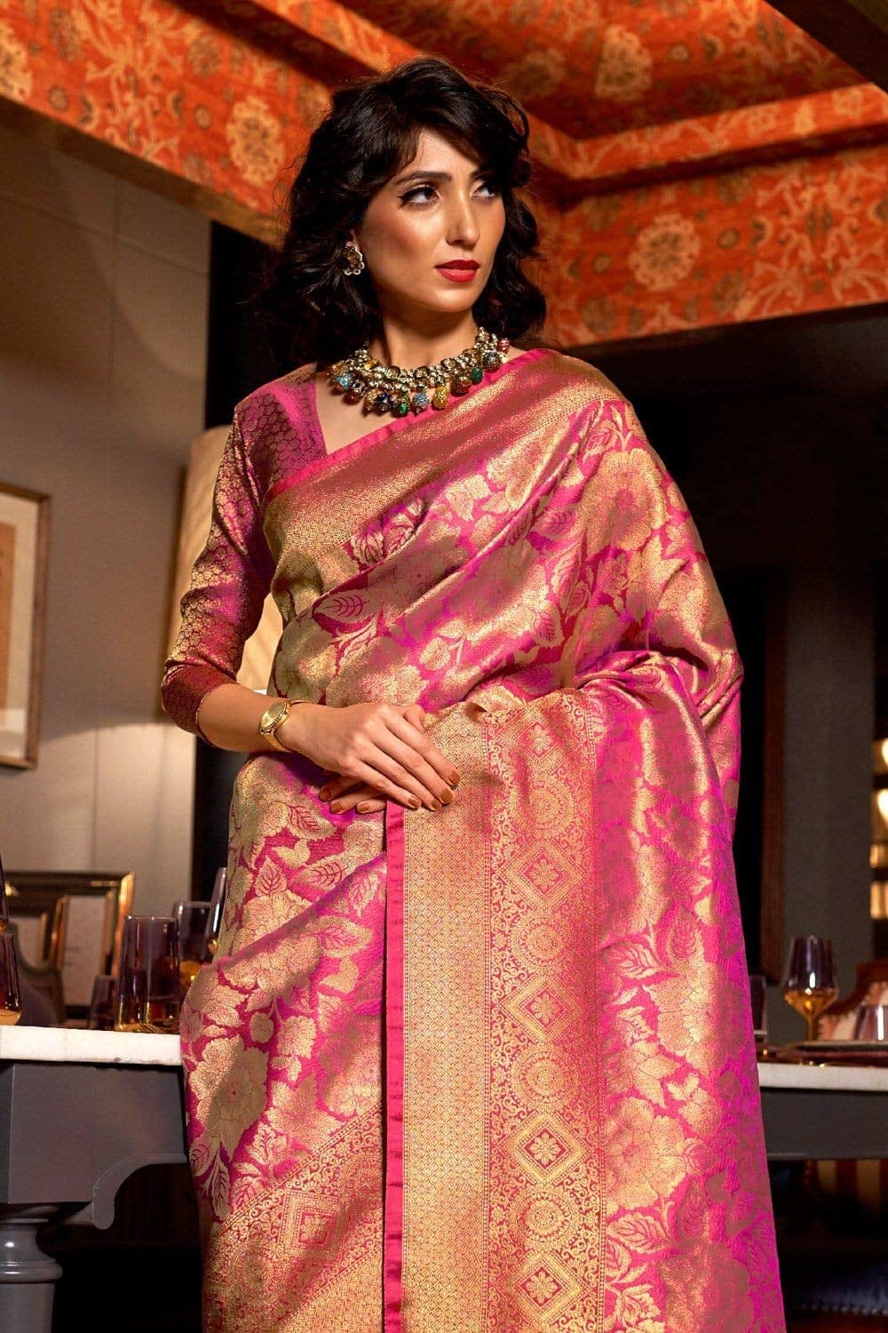 SGF11 Women's  Kanjivaram Pure Soft Silk Handloom Saree Pure Golden Zari With Blouse Piece Green 01