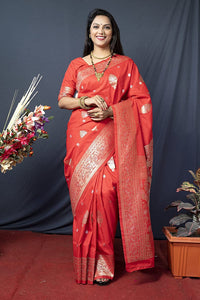 SGF11- Women's  Kanjivaram Pure Soft Silk Handloom Saree Pure Golden Zari With Blouse Piece