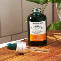 The Body Shop Vitamin C Glow Revealing Serum - For Dull & Tired Skin, 30 ML - For Dull, Tired Skin |Helps Tackle The Look Of Uneven Skin Tone | Radiance Revealing