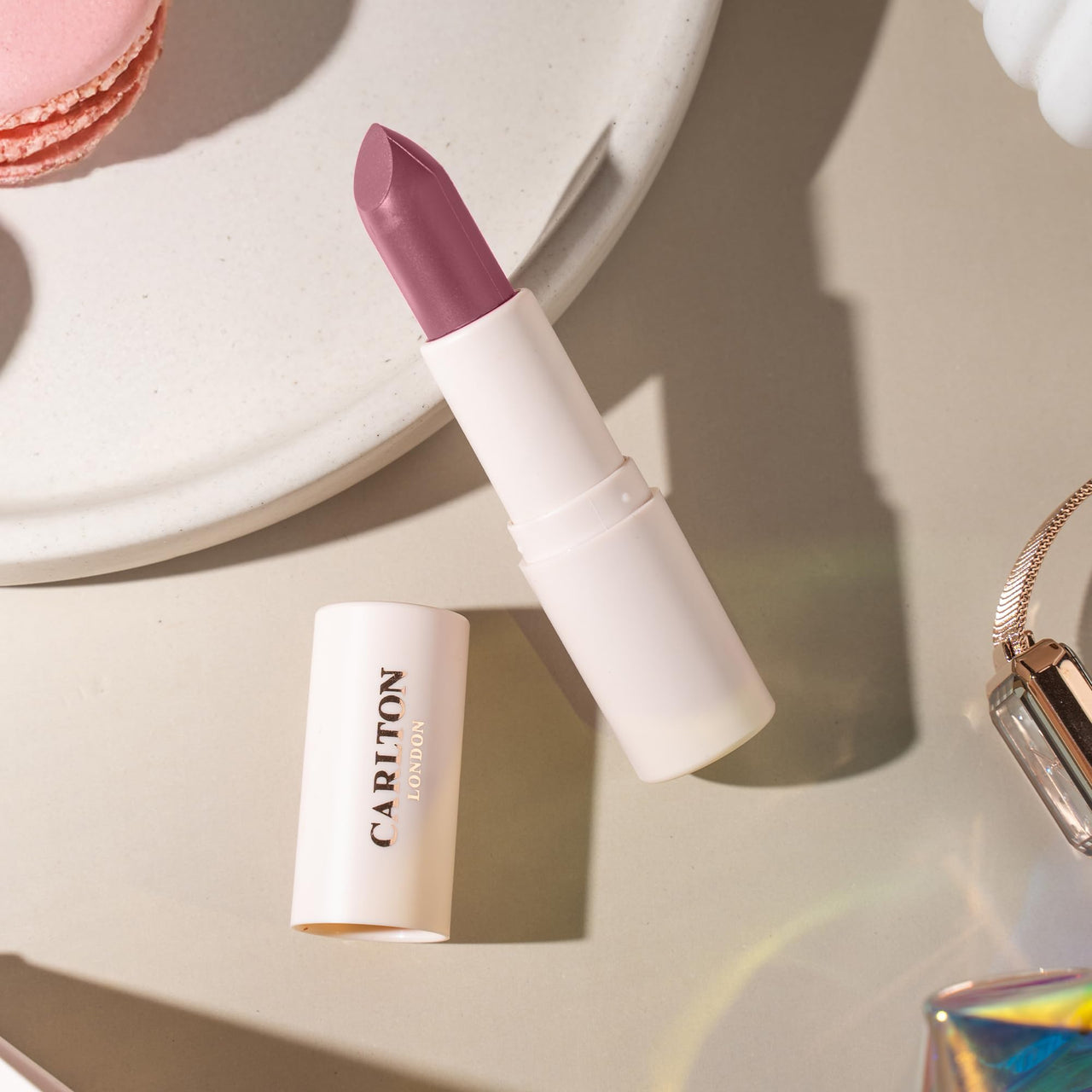 Carlton London Creamy Matte Stardust Bullet Long Stay Lipstick |Enriched with Vitamin E, Castor oil | Intense Colour, Moisturised Lips, Smooth & Light |Upto 8 hrs- 4Gm. (Dusky Rose)
