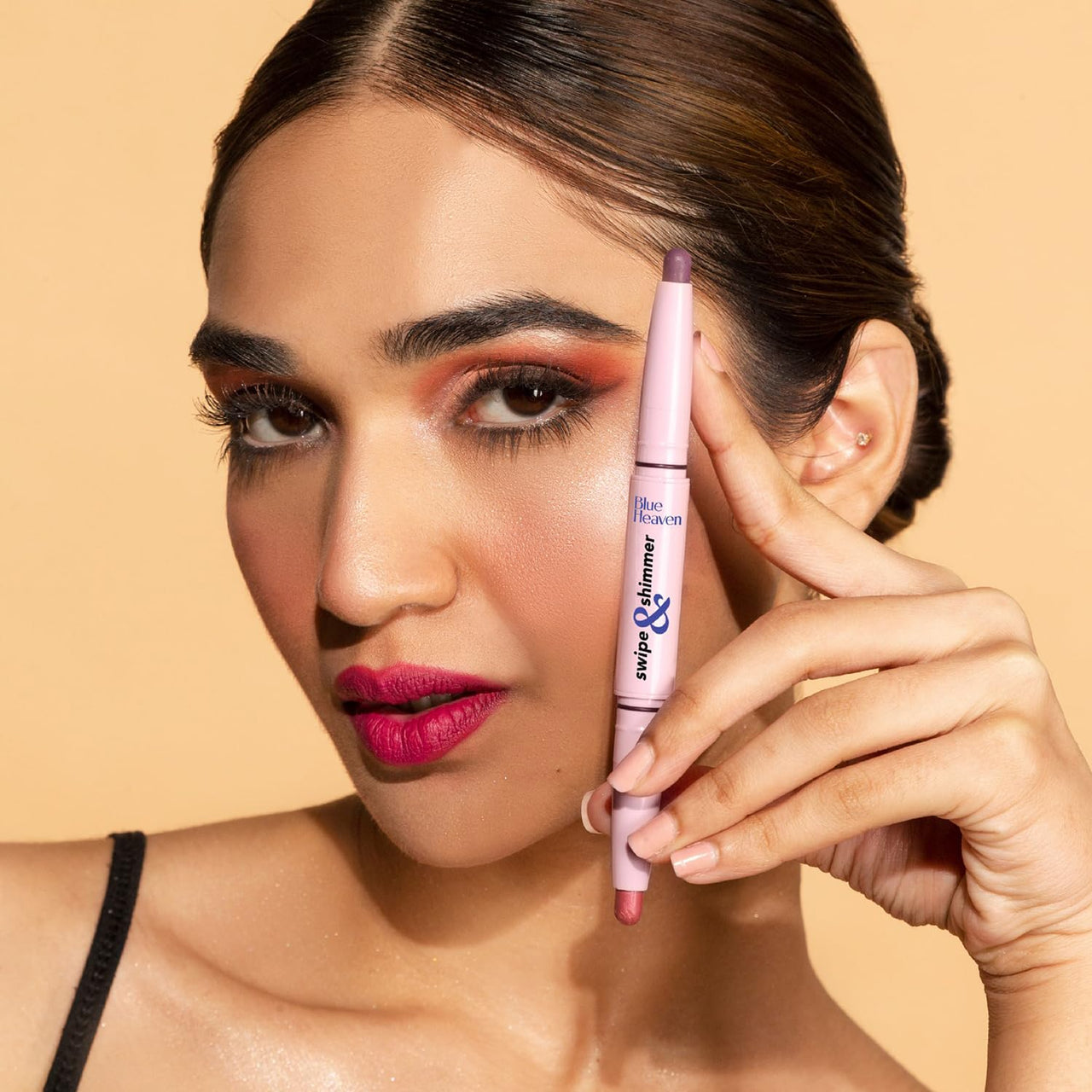 Blue Heaven Pencil Swipe & Shimmer Eye Shadow Infused With Primer, Smudge Proof, Eye Shadow Stick Dual Ended - Romanticism, 2.2G, Multicolor, Matte Finish