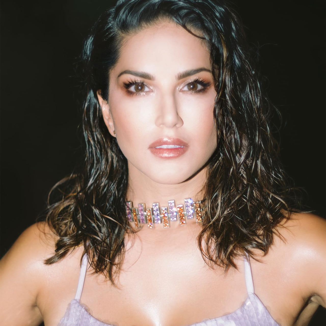 STARSTRUCK BY SUNNY LEONE Matte Lipstick- Nude Lipstick- Champagne Sparkle 4.2 gm| Lipsticks for Women | Long Lasting Lipstick for Women | Makeup Lipstick | Waterproof Lipstick | Smudge Proof Lipstick