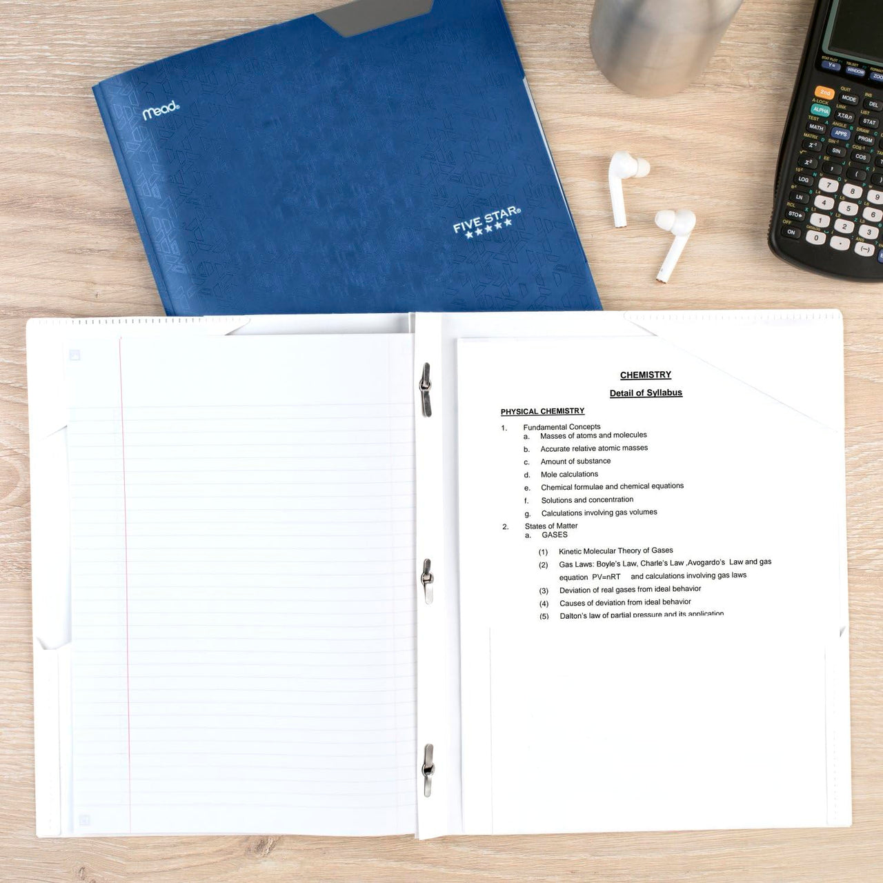 Five Star 2 Pocket Folder, Stay-Put Folder, Plastic Colored Folders with Pockets & Prong Fasteners for 3-Ring Binders, Great for Home School Supplies & Home Office, 11-5/8" x 9-5/16”, White (72494)