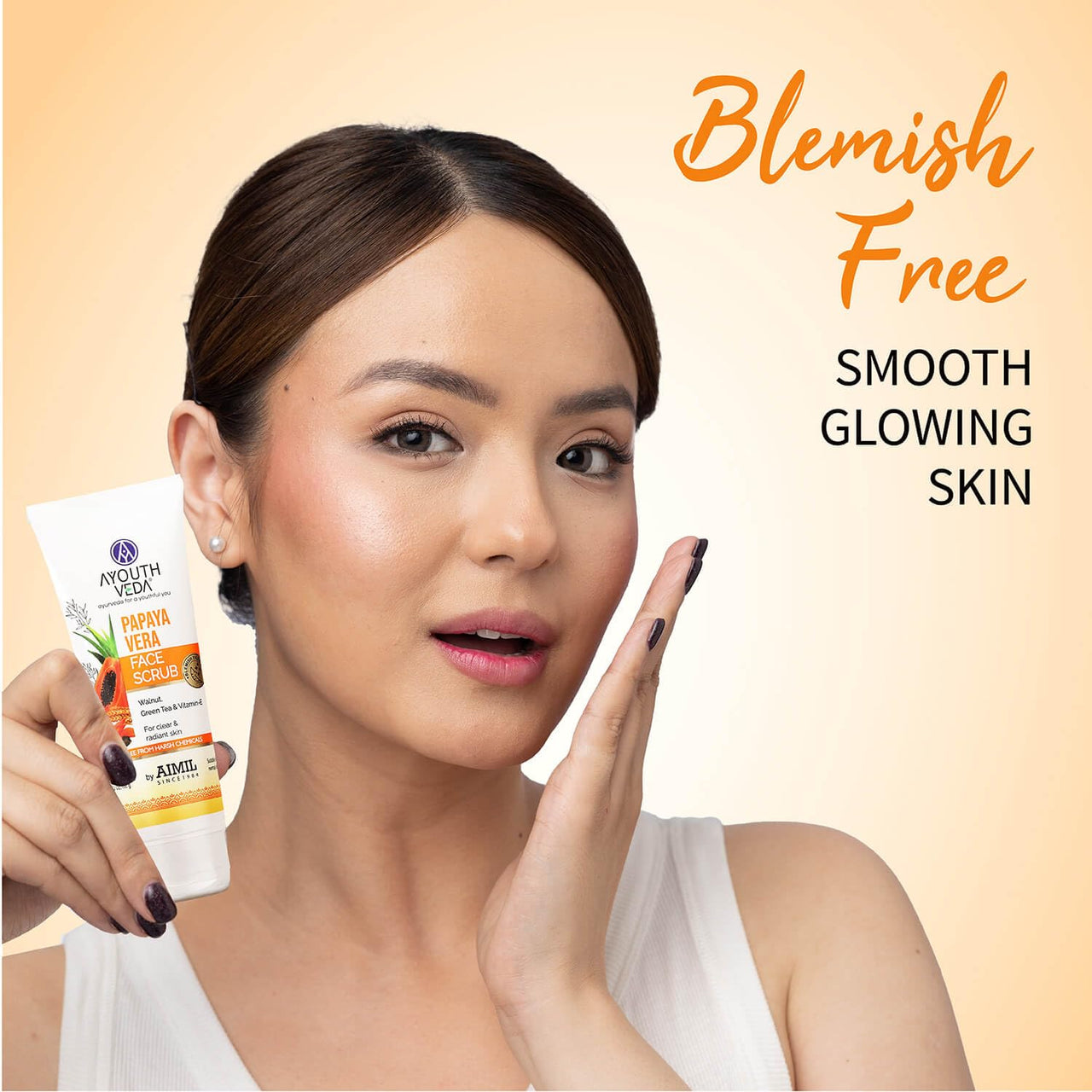 Ayouthveda Papaya Vera Face Scrub with Walnut, Green Tea & Vitamin E | Gently Exfoliates, Unclogs Pores & Brightens Skin | Suitable for Dry to Normal Skin Types| 100g