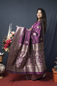 SGF11- Women's  Kanjivaram Pure Soft Silk Handloom Saree Pure Golden Zari With Blouse Piece