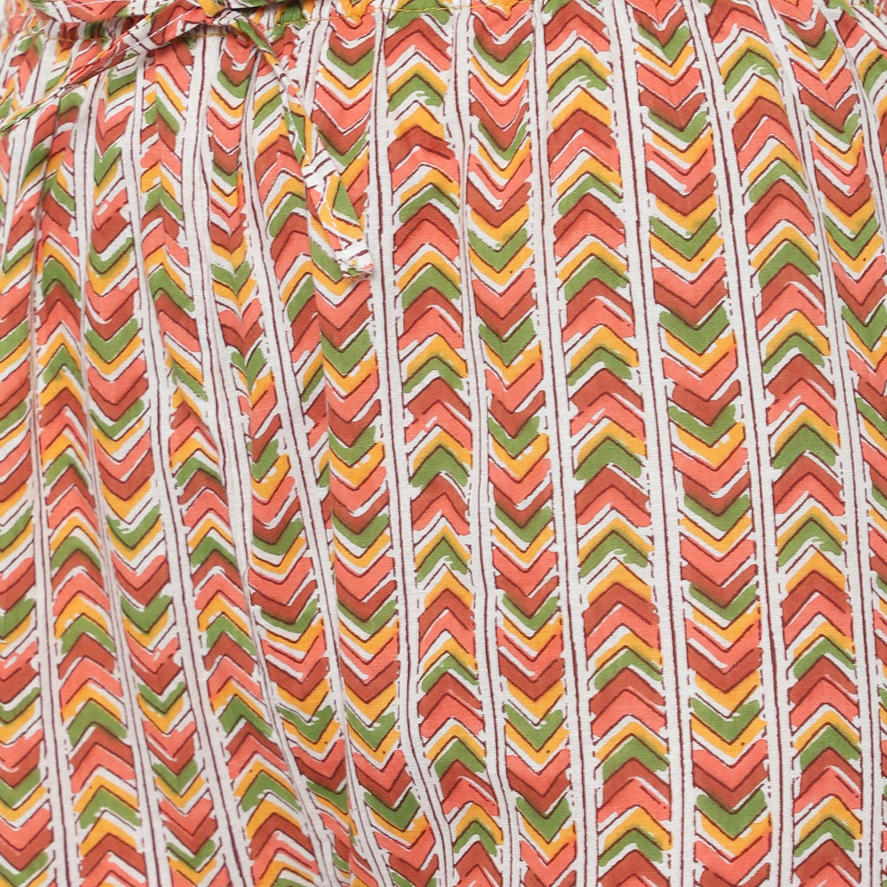 DiRaVee Girls/Women Gauhar Faizah Sanganeri Printed Sharara Kurta Set