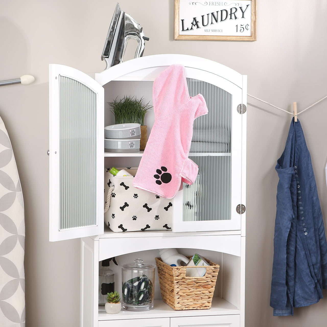Bone Dry Pet Robe Collection, Embroidered Absorbent Microfiber Bath Robe with Adjustable Closure, for Dogs & Cats, Small, Pink