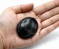 Nuummite Palm Stone - Pocket Massage Worry Stone for Natural Body Chakra Balancing, Reiki Healing and Crystal Grid Nuummite