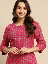 rangita Women Rayon Gold Printed Calf Length Straight Kurti