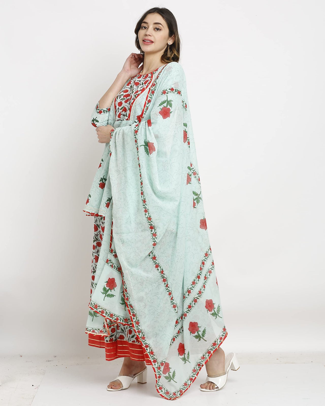 Rajnandini Women's  Pure Cambric Cotton Floral Printed Kurta Set With Dupatta