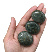 Chrome Diopside Palm Stone - Pocket Massage Worry Stone for Natural Body Chakra Balancing, Reiki Healing and Crystal Grid Chrome Diopside