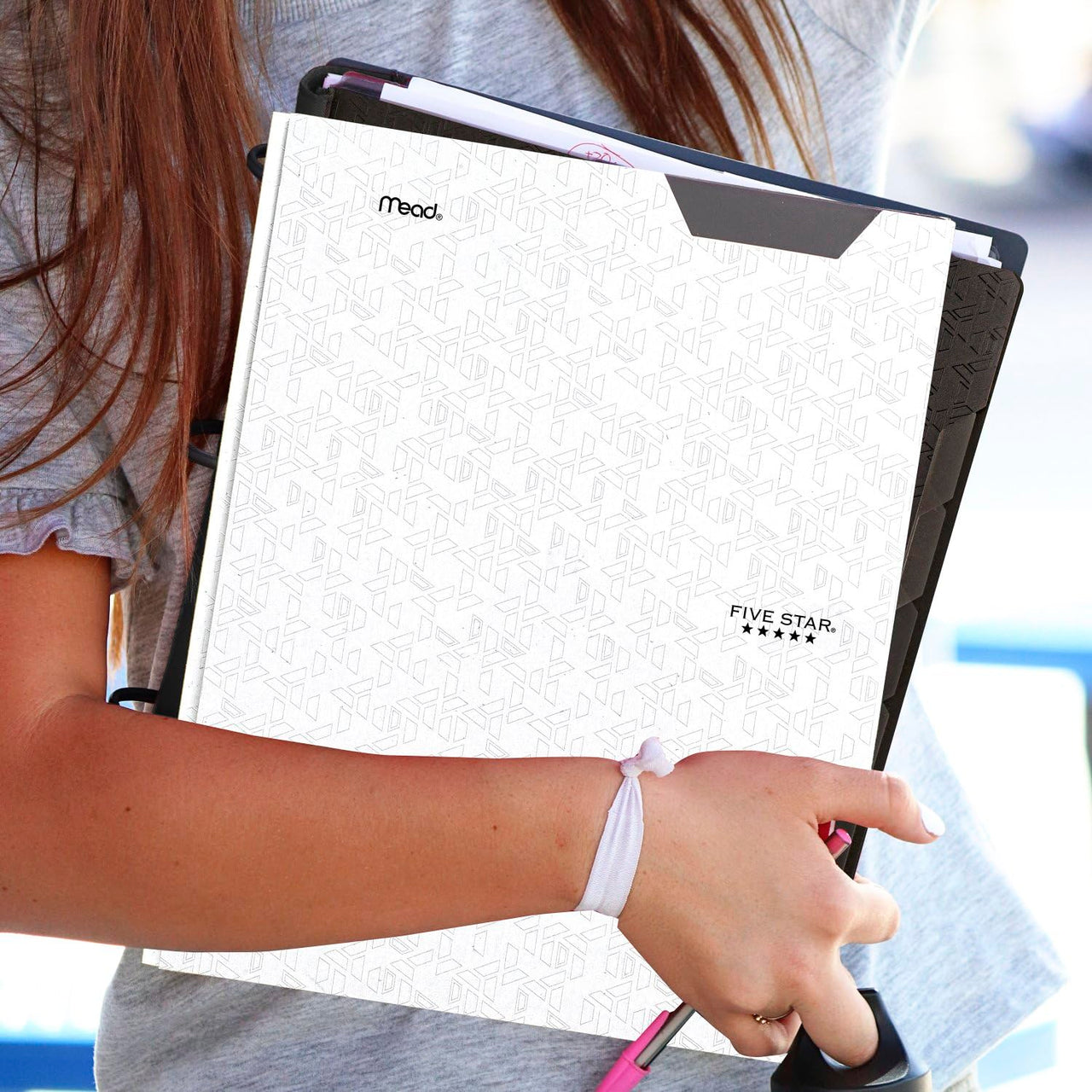Five Star 2 Pocket Folder, Stay-Put Folder, Plastic Colored Folders with Pockets & Prong Fasteners for 3-Ring Binders, Great for Home School Supplies & Home Office, 11-5/8" x 9-5/16”, White (72494)