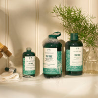 The Body Shop Tea Tree Skin Clearing Facial Wash | Deep Cleanse For Oily Skin | Reduces Blemishes in 7 Days | Enriched with Tea Tree Oil & Salicylic Acid | 250ml
