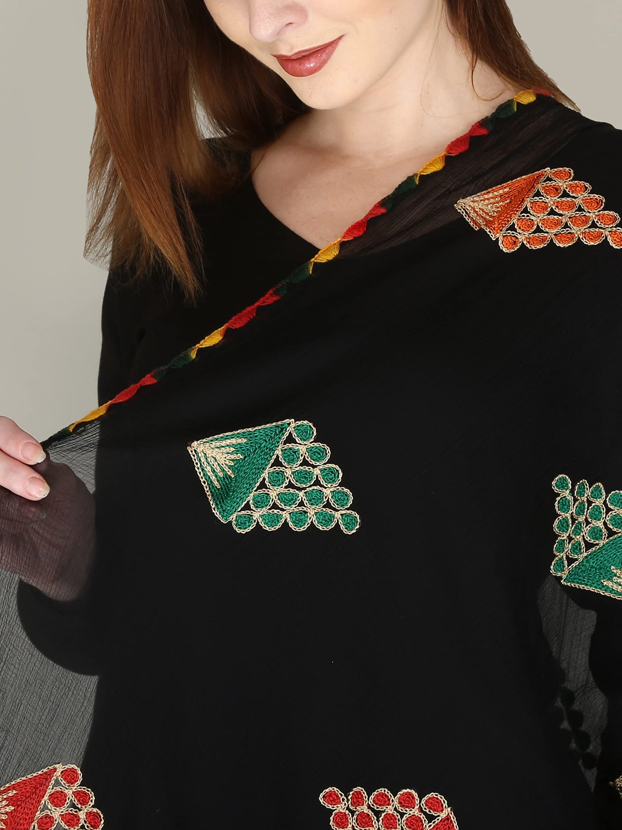 DIAMO Embroidered Chiffon Women's  Dupatta