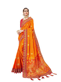 MANOHARI Women's  Silk Blend Saree With Blouse Piece