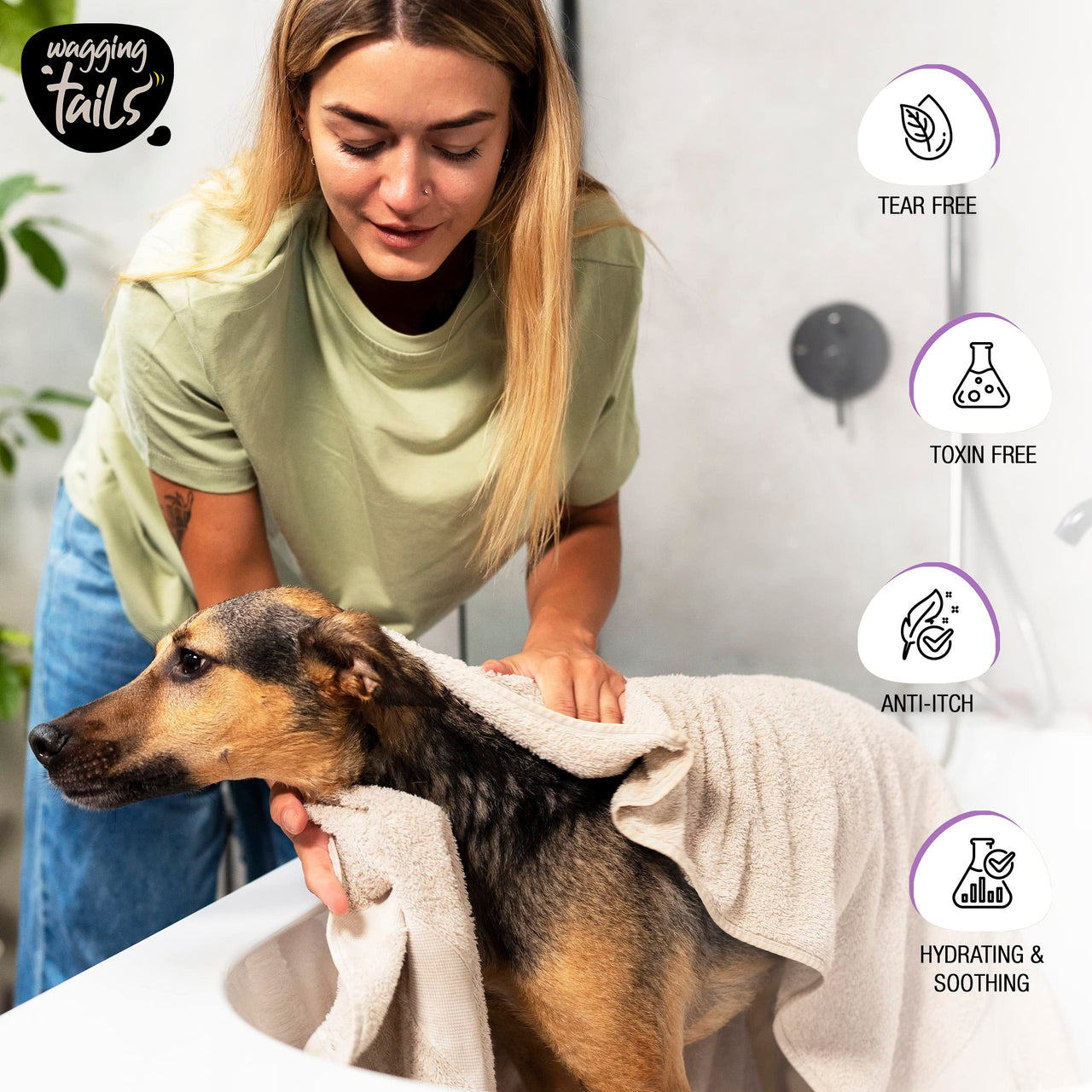 Wagging Tails Dry Bath Waterless Shampoo- 200ml for Pets | Grooming and Bathing for Dogs and Cats | Easy to Use When Travelling with Pet | Tearless Dog Shampoo