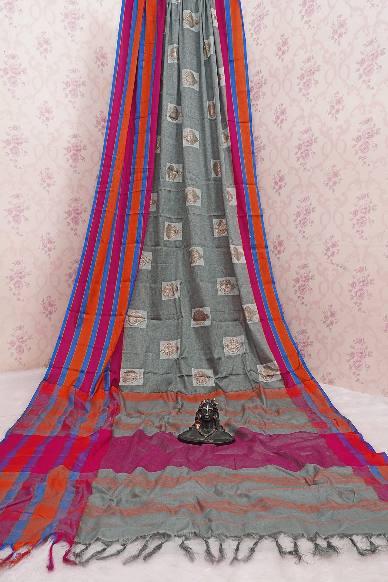 GRECIILOOKS Women's  Art Cotton Silk With Golden Border Printed Soft Silk Saree With Blouse Piece