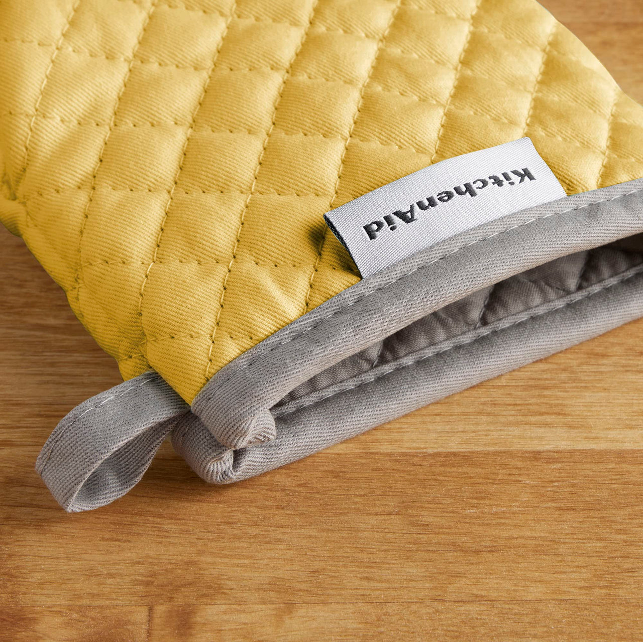 KitchenAid Asteroid Mini Oven Mitt, 5.5"x8", Buttercup 2 Count