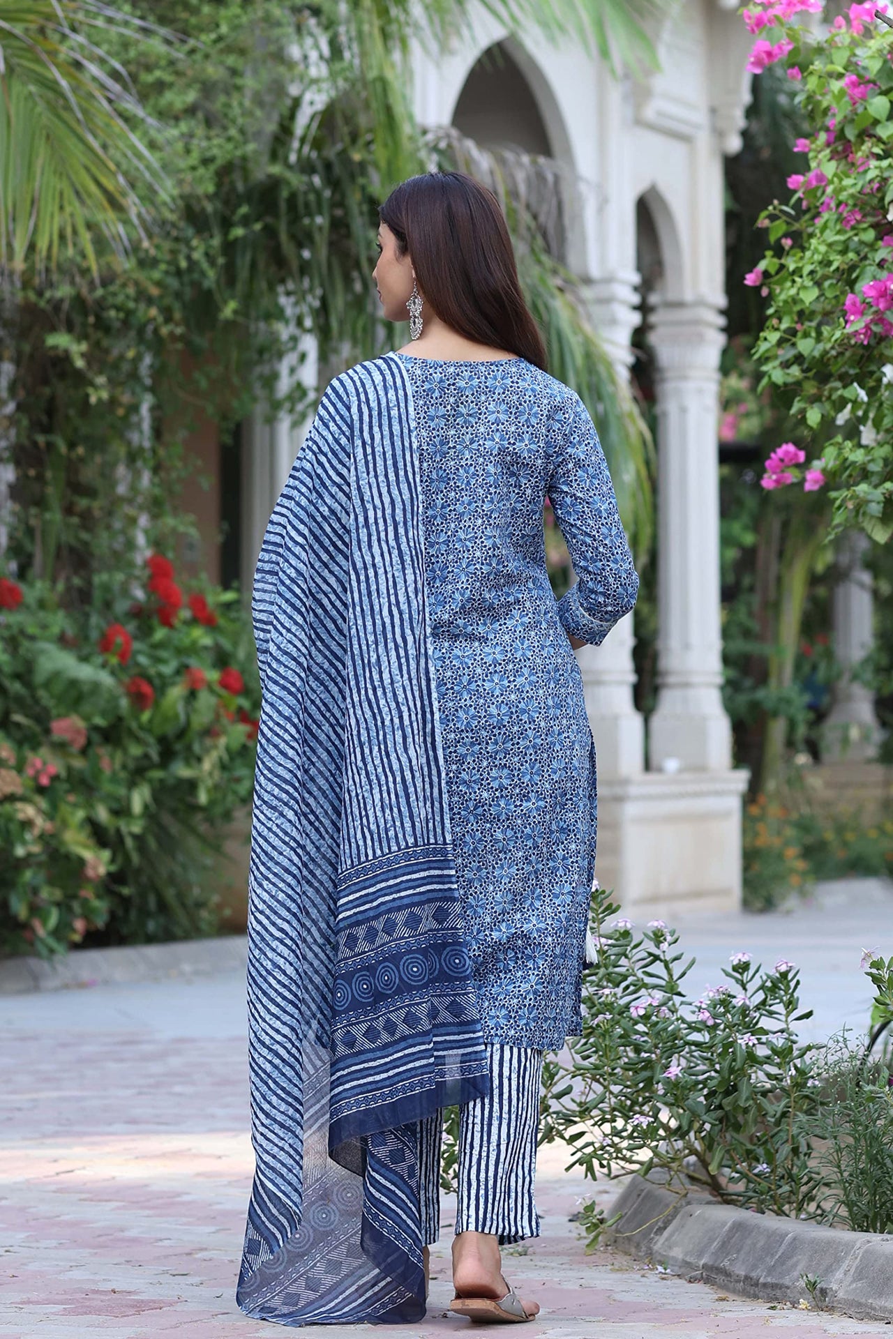Vaamsi Cotton Printed Kurta Palazzo Dupatta Set (VKSKD1036_Blue)